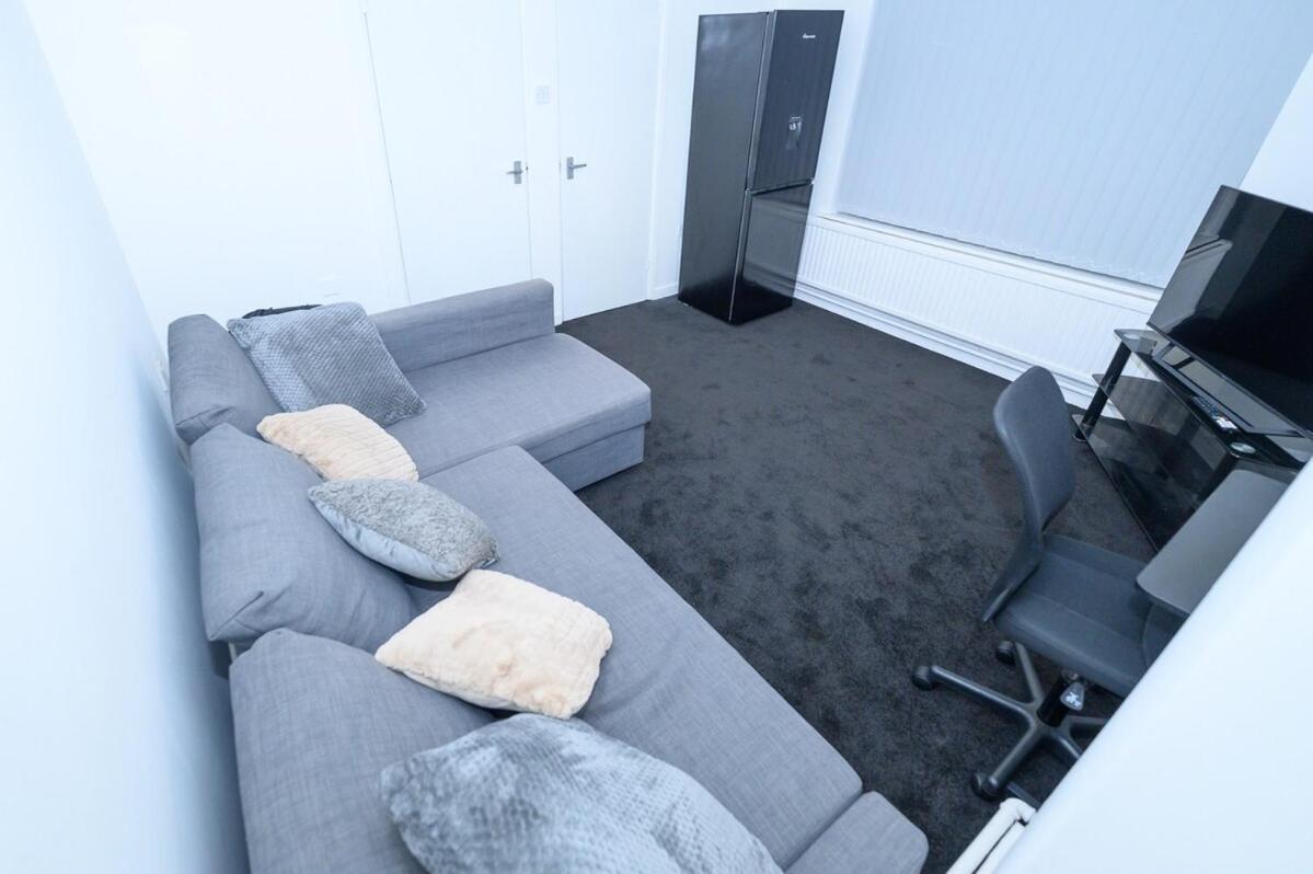 Apartment Fully Furnished 1br L Wifi, Kitchen, Liverpool